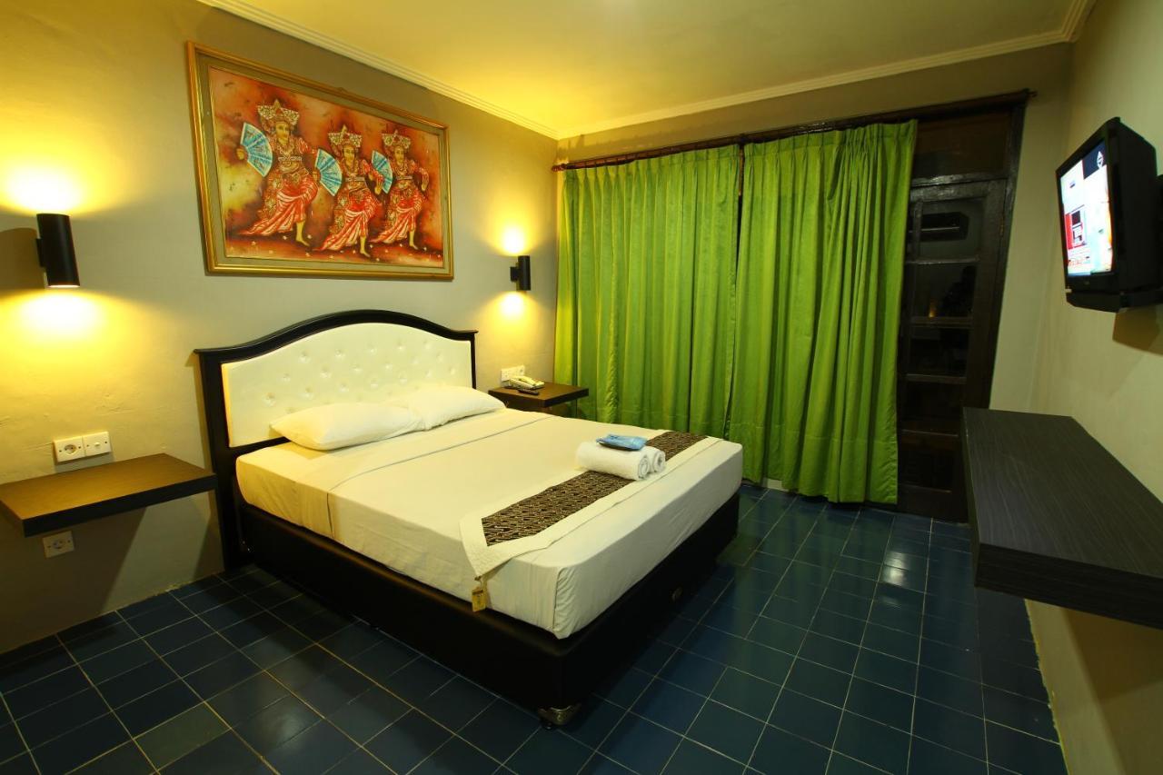 Amazing Kuta Hotel Room photo